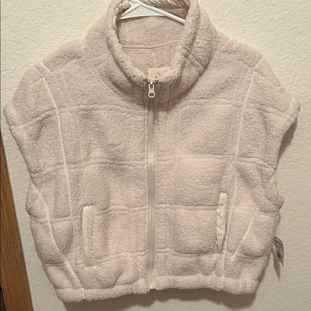 Von Maur Thread & Supply Fleece Vest